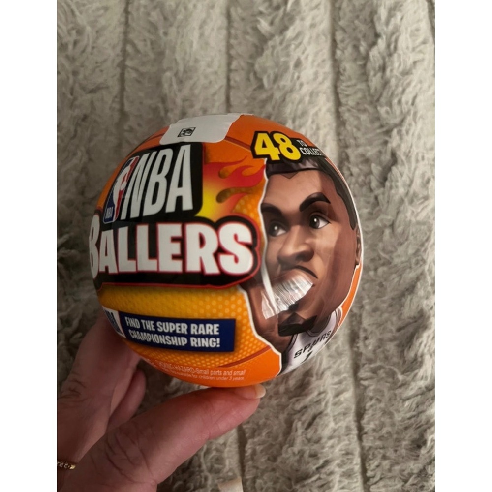 Zuru 5 Surprise NBA Ballers Mystery Capsule Sealed Basketball Toy Collectible